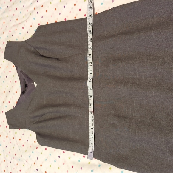 Emily Women's Grey 2 piece Jacket Dress. Size 12. - Picture 7 of 15